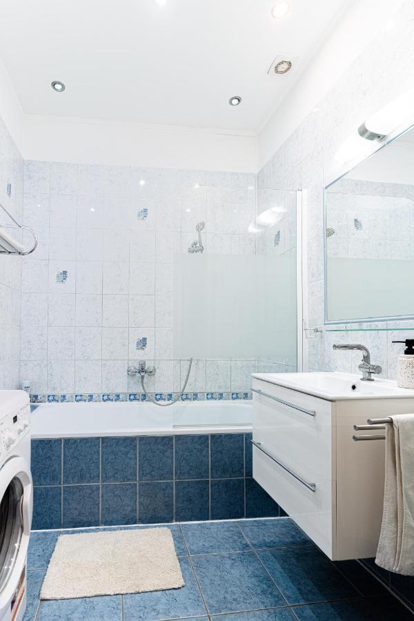 City Center Apartment เดเบรตเซน ภายนอก รูปภาพ